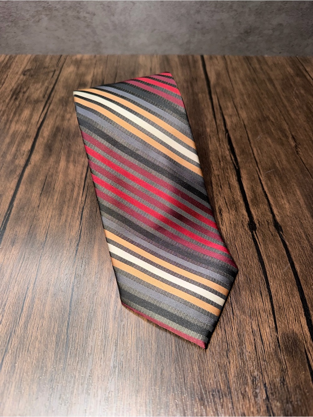 Alexander Julian Colours Men's Necktie Tie Polyester Red Black White vintage